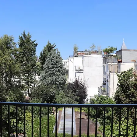 Annemarie Hostel *